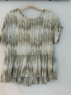 Blu Pepper Olive Brushstroke Ruffle-Hem Top